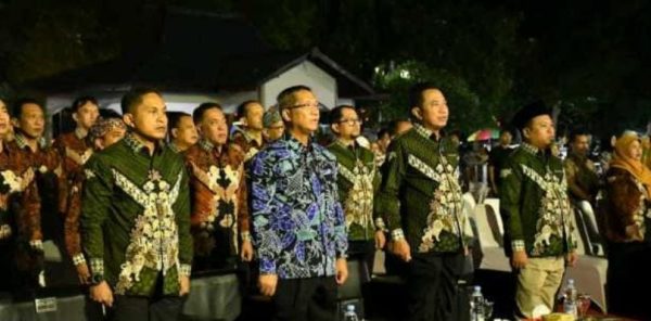 FKN VIII Bondowoso 2025 Resmi Ditutup, Ini Harapan Bupati Bondowoso 1 FKN VIII Bondowoso 2025 Resmi Ditutup, Ini Harapan Bupati Bondowoso