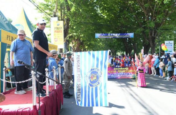 Festival Drumband Pelajar 2025, Bupati Sumenep Tegaskan Drumband Ruang Pembinaan Generasi Muda