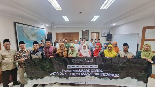IRI Indonesia Gandeng Nusahima, Luncurkan Buku Panduan Agama untuk Perlindungan Hutan Tropis