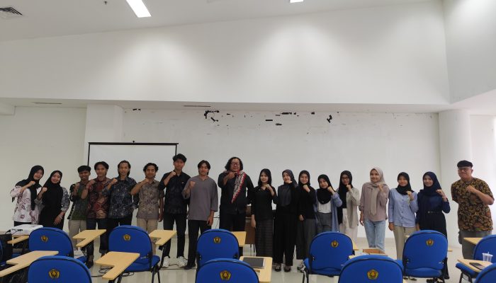 Workshop HMI Komisariat Sastra: Membaca Sejarah Lewat Sastra dan Film Tinggalkan Kesan Mendalam