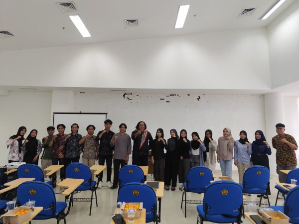 Workshop HMI Komisariat Sastra: Membaca Sejarah Lewat Sastra dan Film Tinggalkan Kesan Mendalam