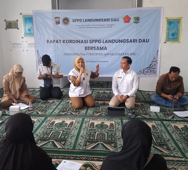 Jaga Kekompakan di Tengah Polemik Program MBG, SPPG Landungsari Mengadakan Konsolidasi Relawan bersama Forkopimcam