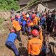 Tim SAR Trenggalek Terus Lakukan Evakuasi Pencarian Korban Benacana Tanah Longsor