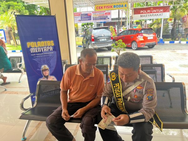 KB. Samsat Sumenep Melalui Polisi Menyapa Ajak Masyarakat Laporkan Kendaraan yang Dijual