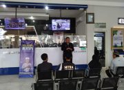 Polantas Bangkalan Berikan Edukasi Bagi Masyarakat yang Melakukan Perpanjangan SIM