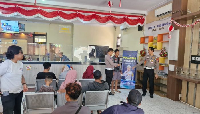 Dengan Senyum Sapa Sopan Dan Terpercaya, Samsat Bondowoso Layani Masyarakat