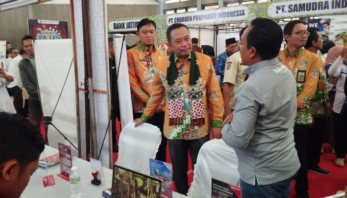 Lewat Aplikasi Digital Kerja Berkah, Job Fair Bondowoso 2025 Buka Ribuan Peluang Kerja