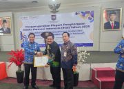 Bakesbangpol Sumenep Terima Penghargaan IHaI 2025 dari Kemendagri