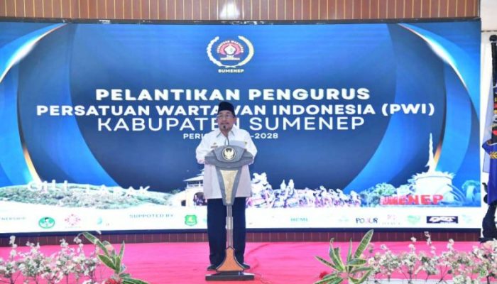 PWI Sumenep Dilantik, Wabup KH Imam Hasyim Ajak Wartawan Jadi Lokomotif Jurnalisme Berintegritas