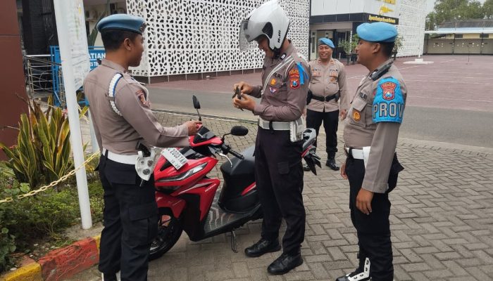 Dukung Operasi Zebra Semeru 2025, Sipropam Polres Trenggalek Gelar Razia Kendaraan Anggota