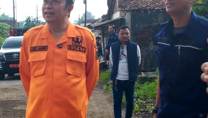 BSBK Bondowoso Lakukan Perbaikan Jalan Menuju Objek Wisata Navara