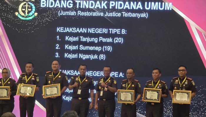 Selesaikan 19 Perkara Restorative Justice Selama tahun 2025, Kejari Sumenep Raih Juara 2 Kejaksaan Tipe B