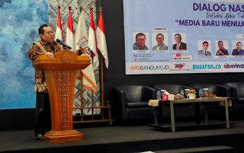 Dialog Nasional SMSI, Ketua Dewan Pers : Media Baru Harus Mengarah pada Pers Sehat 3 Dialog Nasional SMSI, Ketua Dewan Pers : Media Baru Harus Mengarah pada Pers Sehat