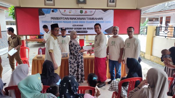 SKK Migas-KEI Bersama Pemkab Sumenep Gelar Suapan Cinta di Dua Desa