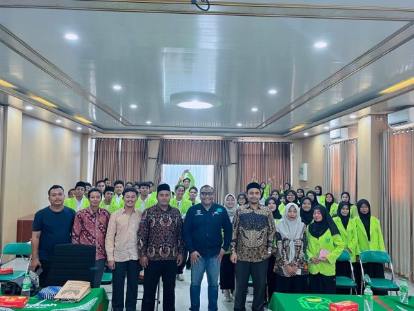 FEBIS IAI Tabah Gelar Studium Generale tentang Green Economy dan Sharia Compliance