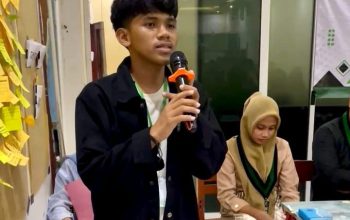 Internalisasi Kebenaran Secara Kritis Disertai Pengendalian Egosentrisme Sebagai Landasan Kemajuan