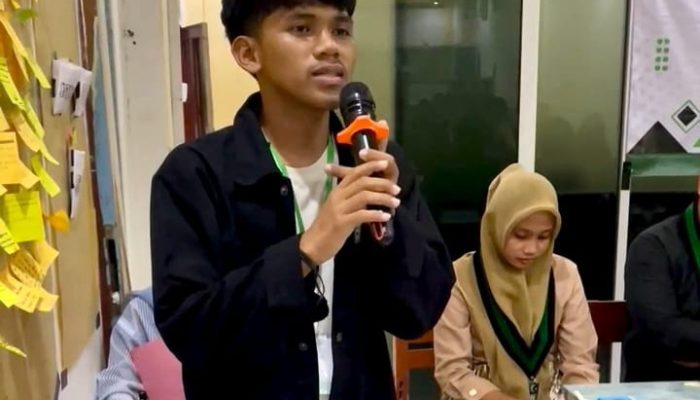 Internalisasi Kebenaran Secara Kritis Disertai Pengendalian Egosentrisme Sebagai Landasan Kemajuan