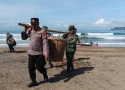 Instruksi Kurve Presiden RI, Polres Trenggalek Canangkan Gerakan Resik-Resik Pantai