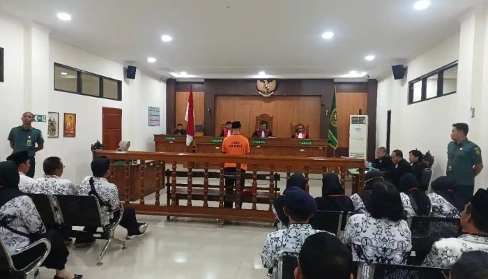 Pelaku Kekerasan terhadap Guru di Trenggalek Divonis 6 Bulan Penjara, Lebihi Tuntutan Jaksa