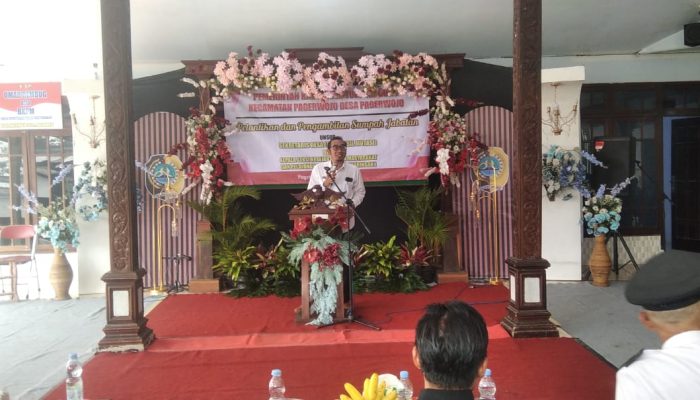 Dua Perangkat Desa Pagerwojo Resmi Dilantik, Camat Tekankan Integritas dan Pelayanan Prima