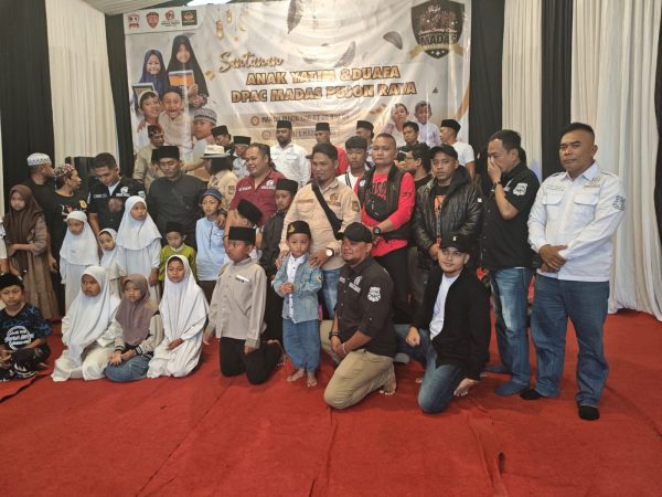 MADAS DPAC Pujon Santuni Puluhan Anak Yatim dan Duafa di Maron Pujon Lor