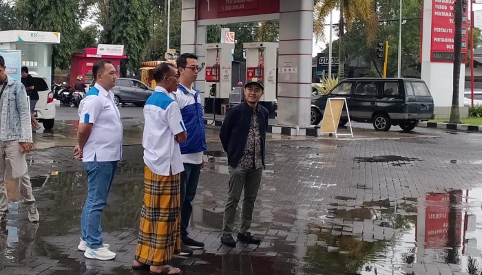 Inspeksi Sejumlah SPBU, HiswanaMigas Pastikan Stok BBM di Bondowoso Aman