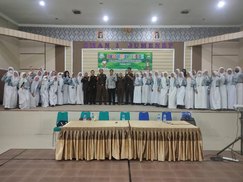 JMS di SMA Negeri 1 Sumenep, Jaksa Kecewa, Tak Satupun Guru yang Menemani 2 JMS di SMA Negeri 1 Sumenep, Jaksa Kecewa, Tak Satupun Guru yang Menemani