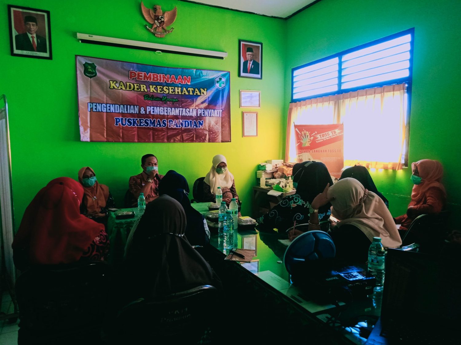 Penanganan kasus Tuberculosis (TBC) di wilayah kerja Puskesmas Pandian, Kecamatan Kota Kabupaten Sumenep, Jawa Timur, akhir-akhir ini terus mengalami penurunan. Pada tahun 2021 ini, kasus TBC tersebut mengalami penurunan dibanding tahun sebelimnya.