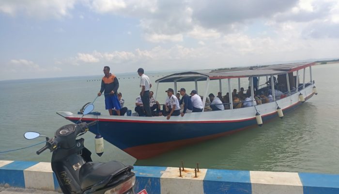 Uji Coba Perahu Wisata, Kadis Perkimhub Sumenep: Permudah Layanan Wisatawan