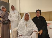 Tiba dari Tanah Suci Makkah, Ratusan Keluarga Hj Atmina dan Hj Ommania Ucapkan Rasa Syukur