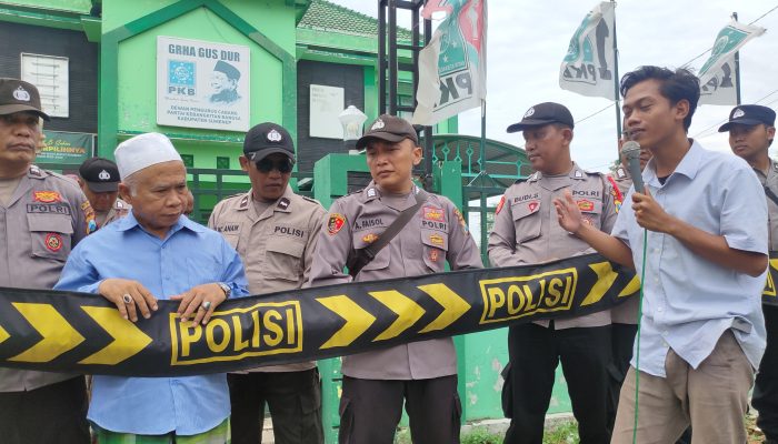 Dugaan Perbuatan Amoral Oknum Anggota DPRD Sumenep, LHGN Demo Kantor DPC PKB