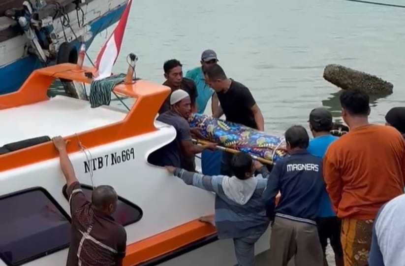 Ambulance Laut, Kado Akhir Tahun untuk Warga Kepulauan dari Syamsul Bahri Anggota DPRD Sumenep