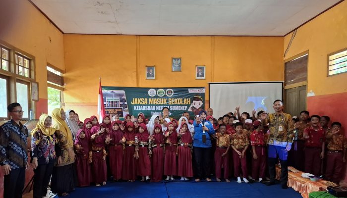 Jaksa Nur Fajjriyah Paparkan Dampak Bullying Terhadap Anak di SDN Baban 1 Gapura