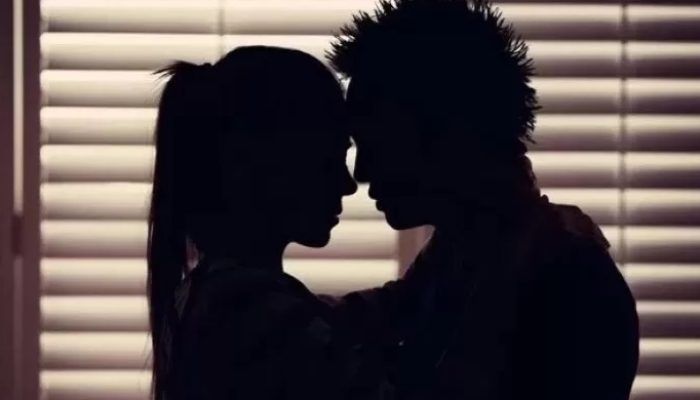 Kepala SDN Sakala II Ketahuan Selingkuh dengan Istri Bendahara Desa, Masyarakat Minta Diadili 1 Kepala SDN Sakala II Ketahuan Selingkuh dengan Istri Bendahara Desa, Masyarakat Minta Diadili