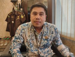 Kejari Sumenep Periksa 4 Orang Saksi Korban dalam Pusaran Kredit di BSI 7 Kejari Sumenep Periksa 4 Orang Saksi Korban dalam Pusaran Kredit di BSI