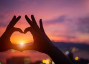 Melirik Pesan Cinta Rasulullah