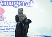 Senator DPD RI Neng Lia Terima Penghargaan Tokoh Penggerak Gerakan Sosial Inklusif dan Literatif di SMSI Award 2025