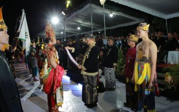 Prosesi Aryawiraraja Warnai Kemeriahan Hari Jadi Sumenep ke-756 3 Prosesi Aryawiraraja Warnai Kemeriahan Hari Jadi Sumenep ke-756