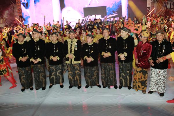 Prosesi Arya Wiraraja Warnai Kemeriahan Hari Jadi Sumenep ke-756 2 Prosesi Aryawiraraja Warnai Kemeriahan Hari Jadi Sumenep ke-756