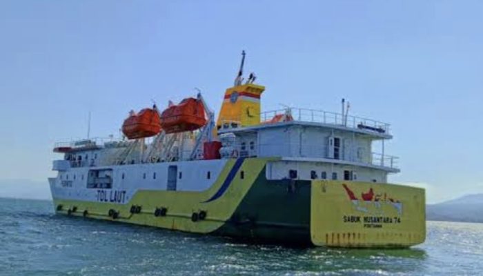 Penumpang Tujuan Sapeken Terlantar di Pelabuhan Batu Guluk, Sabuk Nusantara 74 Dipertanyakan