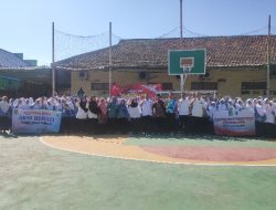 Puskesmas Pandian Berikan Makanan Bergizi dan Tablet Tambah Darah untuk Siswi MTsN 1 Sumenep 4 Puskesmas Pandian Berikan Makanan Bergizi dan Tablet Tambah Darah untuk Siswi MTsN 1 Sumenep