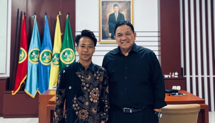 Tokoh Madura Prof. Dr. Achsanul Qosasi Dorong Uniba Jadi Garda Terdepan Perjuangkan KEK Tembakau Madura