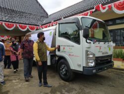 KEI Serahkan Satu Unit Bantuan Mobil Tangki, Bupati Sumenep Ucapkan Terimakasih