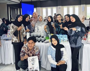 Praktikum Matakuliah Praktik Kewirausahaan Prodi PGSD Gelar Bazar Kewirausahaan