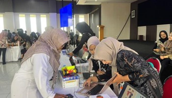 Praktik Matakuliah Inovasi Pembelalajaran Digital Prodi PGSD UMM Gelar Pameran Pembelajaran Digital: Merancang Pendidikan, Mengubah Peradaban